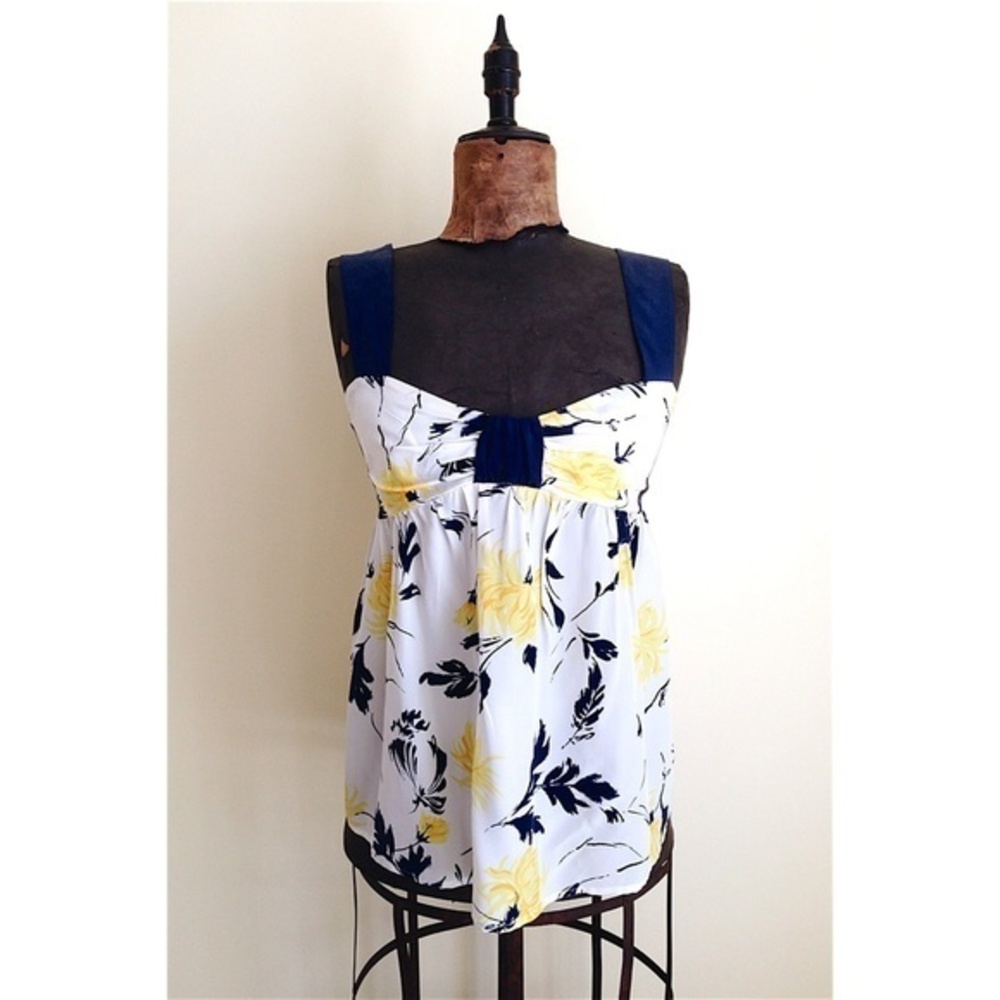 Anthropologie blouse size Medium